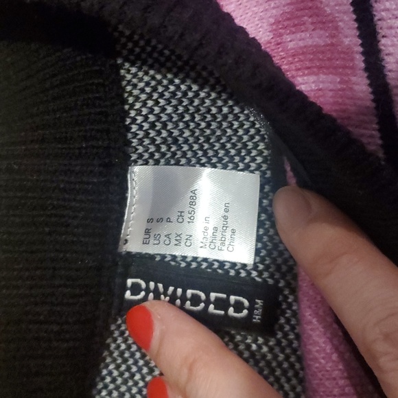 H&M graphic knit skirts set - Picture 7 of 7